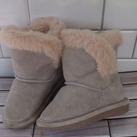 SIZE 8. BearPaw GWEN toddler girl suede winter boots.
