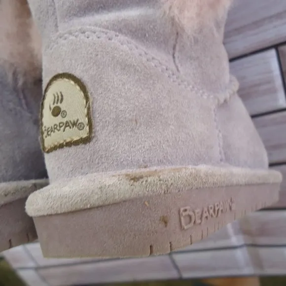 SIZE 8. BearPaw GWEN toddler girl suede winter boots.