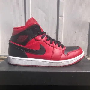 Size 8 - Jordan 1 Mid Reverse Bred