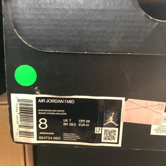 Size 8 - Jordan 1 Mid Reverse Bred