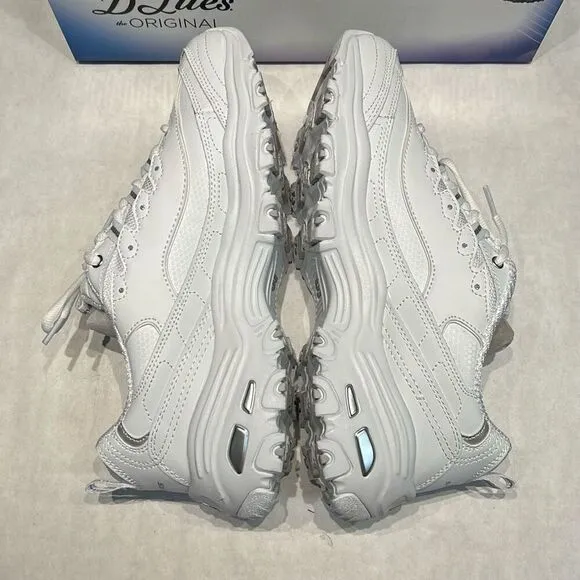 Skechers D’Lites Fresh Start Sneakers Tennis Shoes Sz 9 White Silver