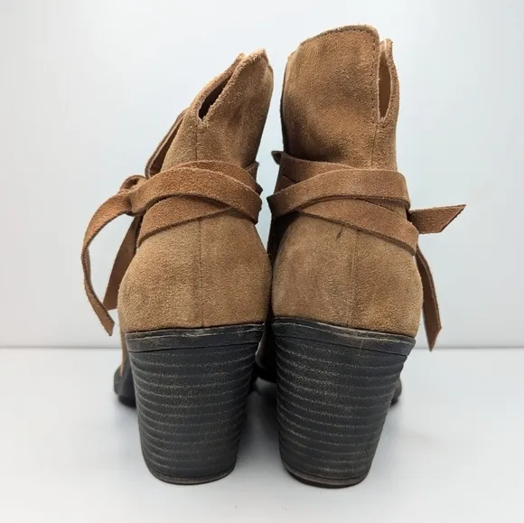 Sole Society Maren tan suede leather ankle boots heeled pull on women's size 11