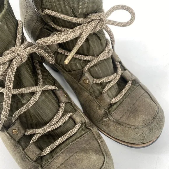 Sorel Boots Women’s 8.5 green suede wedge lace up sandy winter boho fall…