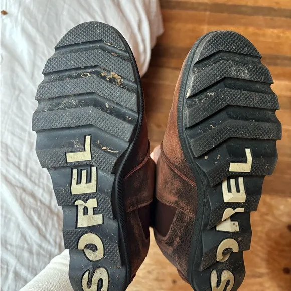 SOREL Brown Leather Heeled Wedge Boots