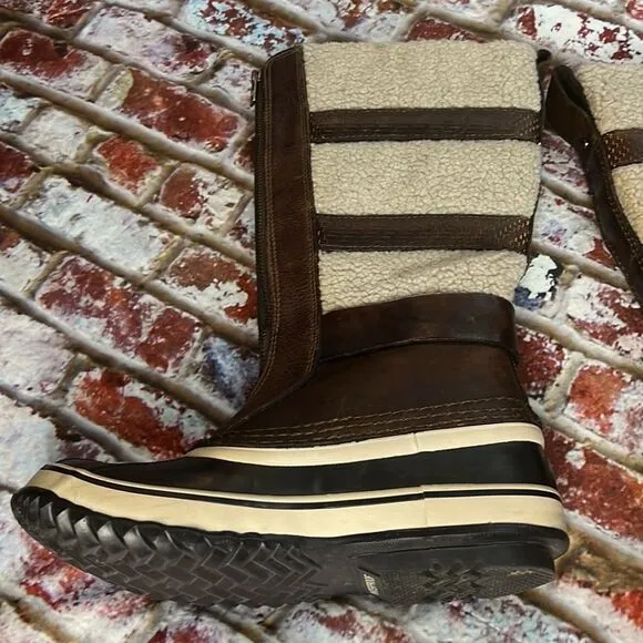 Sorel brown, curly lame and rubber winter boots tall