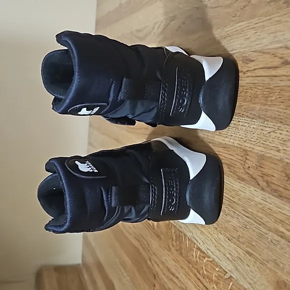 Sorel 🆕️ Children's Whitney Black Winter Boots 9