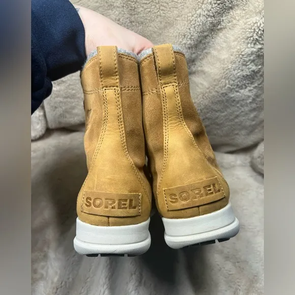 Sorel Explorer Joan Waterproof Winter Boots Tan Women's Size 9