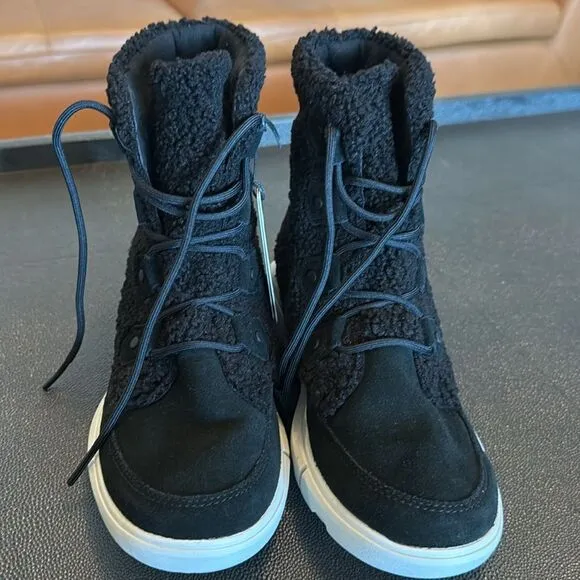 Sorel Explorer Next Joan Faux Shearling Black Boots size 8.5