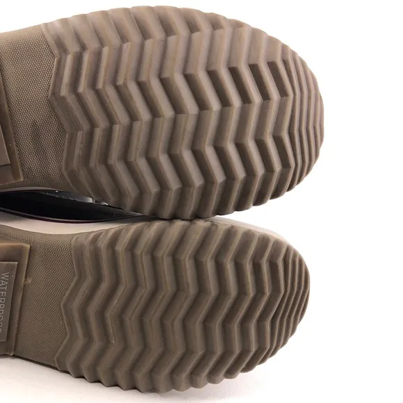 Sorel 'Joan of Arctic' Waterproof Winter Snow Boots 9