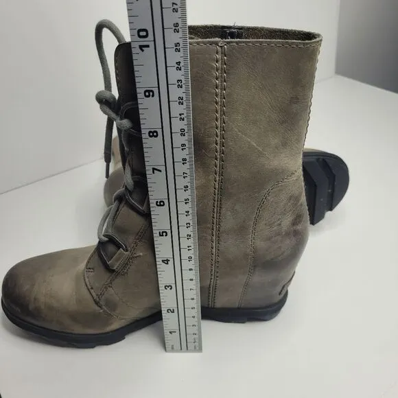 Sorel Joan of Arctic Wedge II winter ombre grunge distressed boots size 10