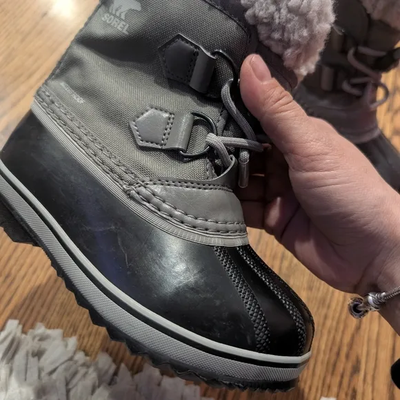 Sorel Kids' Gray and Black Winter Boots