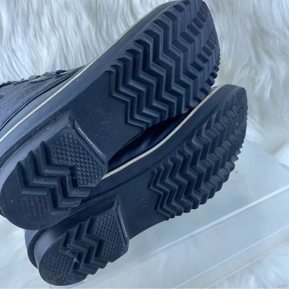 SOREL LACEUP WINTER BOOTS COLOR BLACK SIZE 10 WOMAN