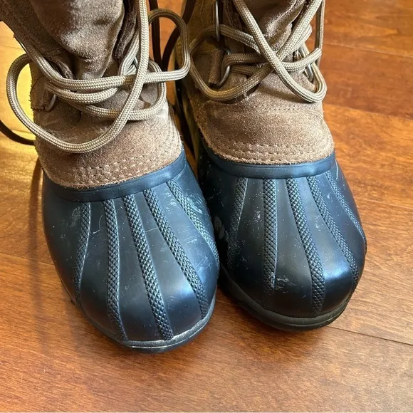 Sorel Men's &quot;Sudbury&quot; Winter Boots, Brown Suede Leather and Black Rubber, Size 7