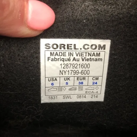 Sorel pink purple winter boots with felt inserts