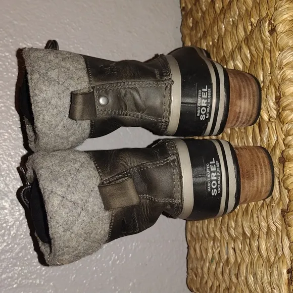 Sorel Slimpack II Lace up Winter Olive Green Gray Black Boots 7