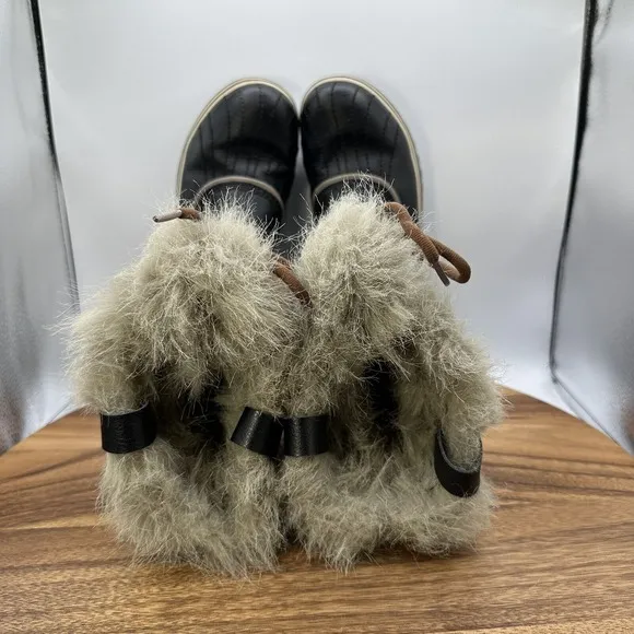 Sorel Tofino II Snow Boots Waterproof Faux Fur Winter Travel Outdoor Women's 8