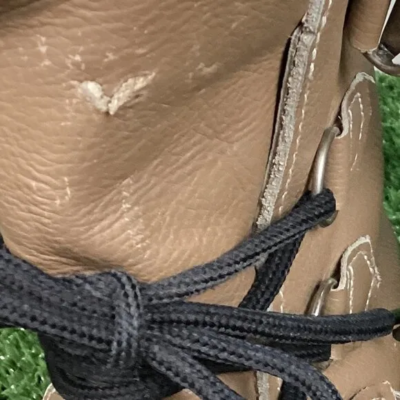 Sorel waterproof winter boots Tan Black 8