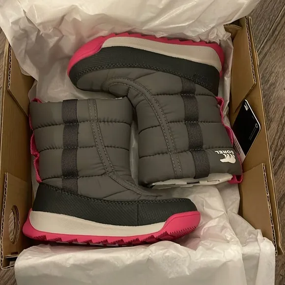 Sorel Whitney ll Puffy Mid Winter Boots toddler girls pink/ gray NWT size 8