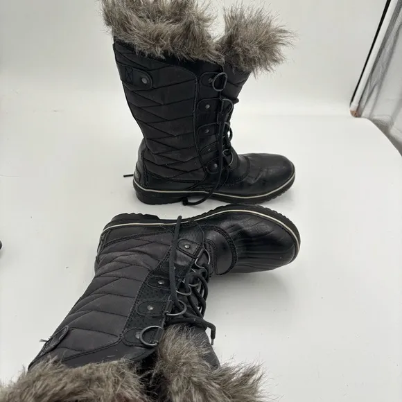 Sorel Women's 6 Black Tofino II Waterproof Winter Boots