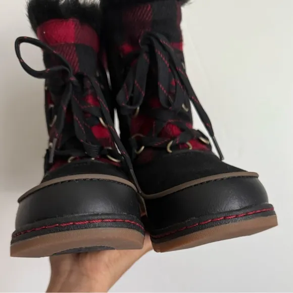 Sorel Women's Black and Red Tivoli III Plaid Winter Boots