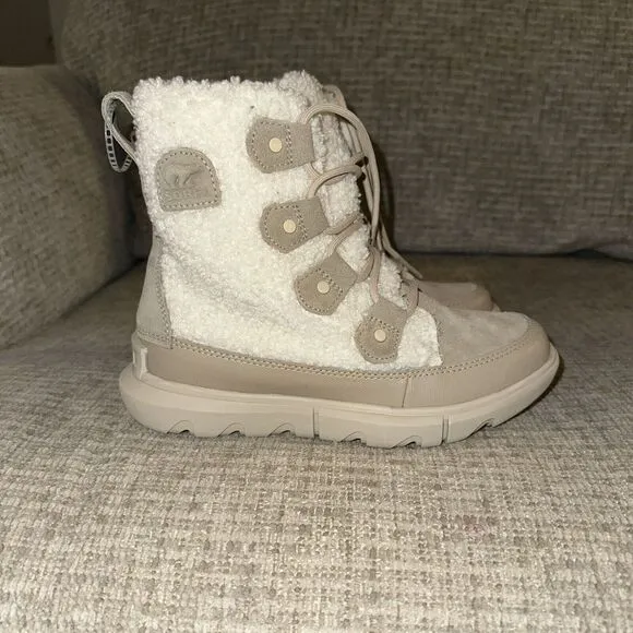 Sorel Women's Explorer II Joan Teddy Boots‎ size 5 NWT!