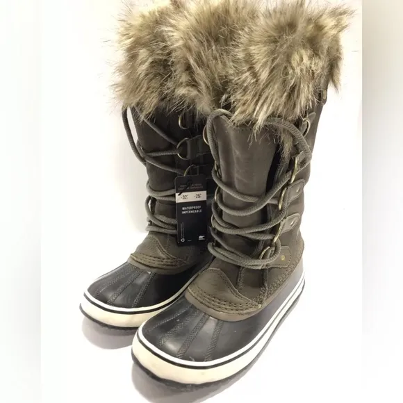 Sorel Women’s Joan Of Arctic, Winter Boots, Size 6M