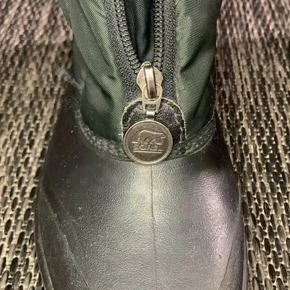 Sorel womens puffer lined zip winter boots black size 8