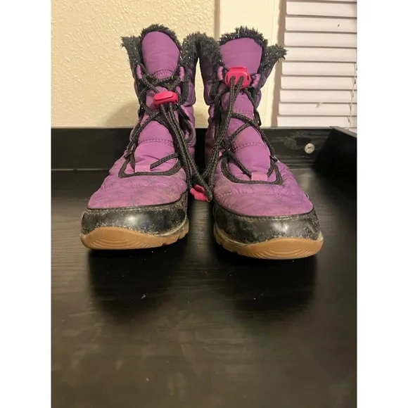 Sorel X Disney Frozen Purple winter boots size Youth 7