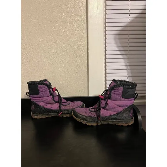 Sorel X Disney Frozen Purple winter boots size Youth 7