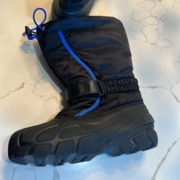 Sorel youth winter boots size 5