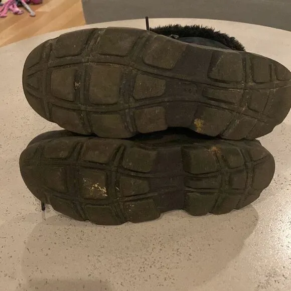 Sorel thinsulate insulation winter boots 8
