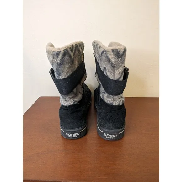 Sorrel Women's Winter Boots Size 8.5 Black Gray Adjustable Strap.