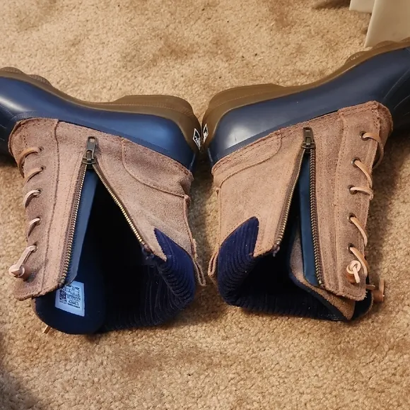 Sperry Blue and Brown Winter Boots with Waterproof Rubber