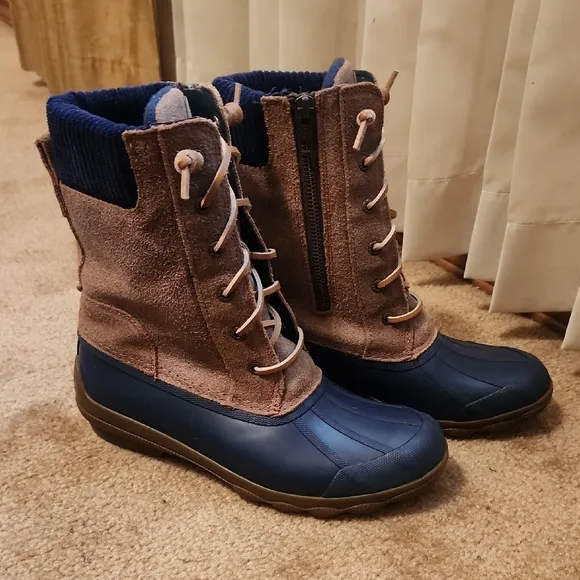 Sperry Blue and Brown Winter Boots with Waterproof Rubber