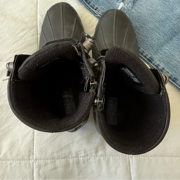 Sperry Saltwater Shimmer Black‎  Women Boots size 6.5