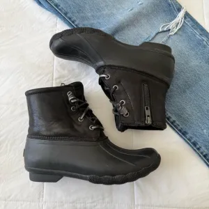 Sperry Saltwater Shimmer Black‎  Women Boots size 6.5