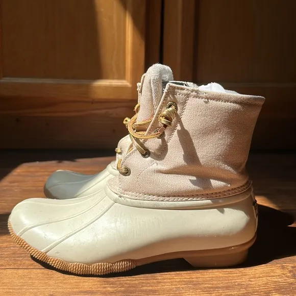 Sperry Winter Boots 8.5
