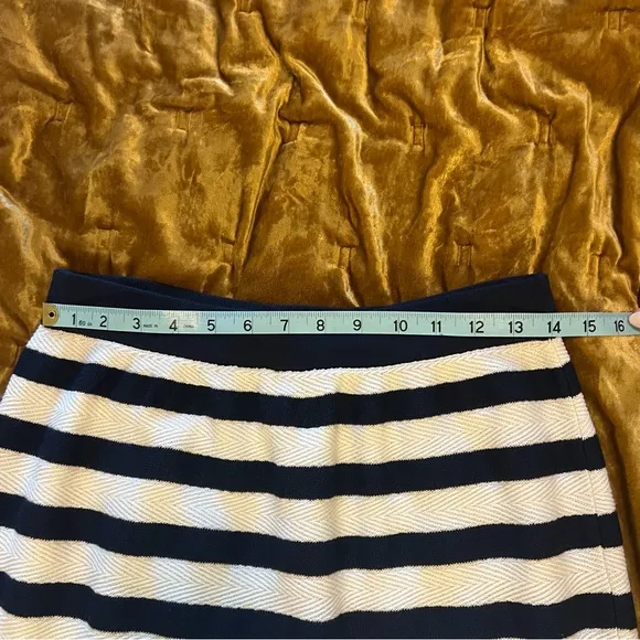 St John Collection Navy Blue and White Stripe Knit Skirt Size 10