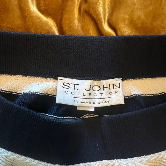 St John Collection Navy Blue and White Stripe Knit Skirt Size 10