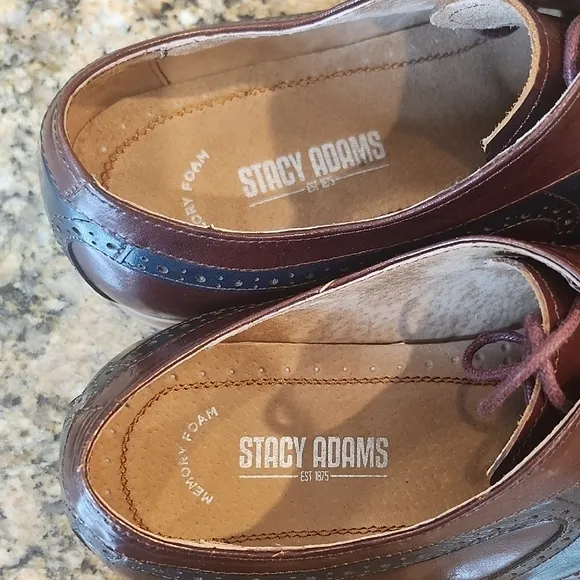 Stacy Adams Brown and Black Oxford Shoes with Brogue Detailing