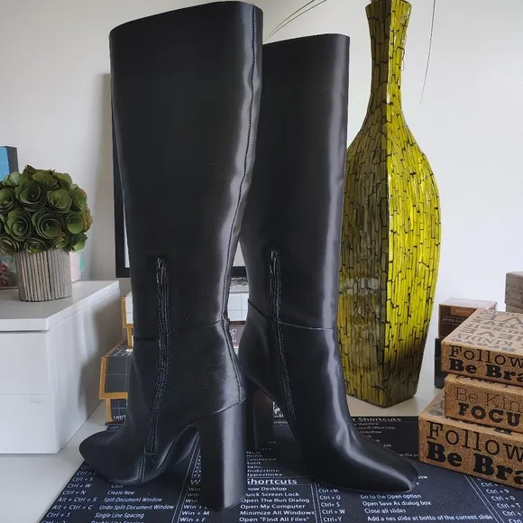 Steve Madden AMBROSE  Knee High Heeled Boots Size 9M | Black Satin Boots