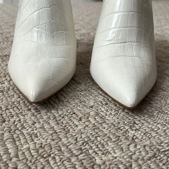 Steve Madden Daily White Leather Croc Embossed Heeled Sling Ankle Booties Size 8