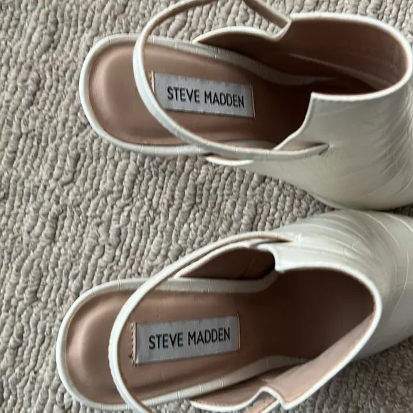 Steve Madden Daily White Leather Croc Embossed Heeled Sling Ankle Booties Size 8