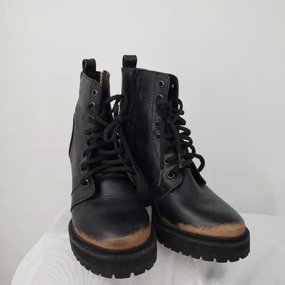 Steve Madden River Black Distressed Combat Boots Fall Winter Anytime Boot 7