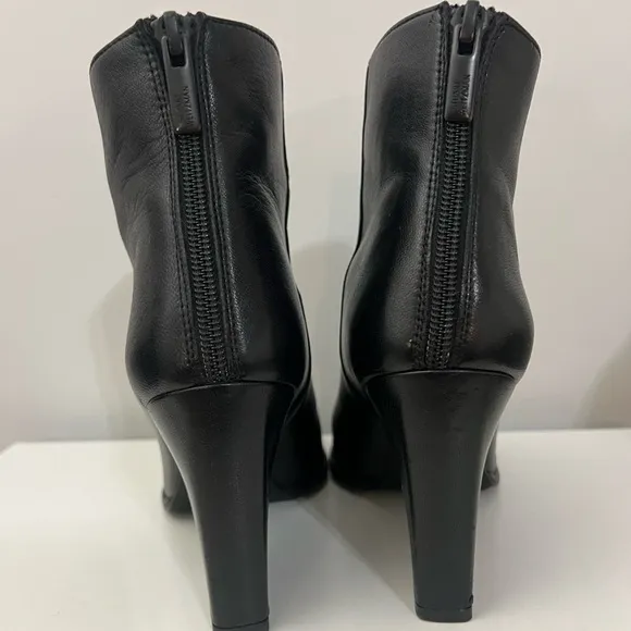 Stuart Weitzman Bedford Black LeatherAnkle Booties Size 6.5