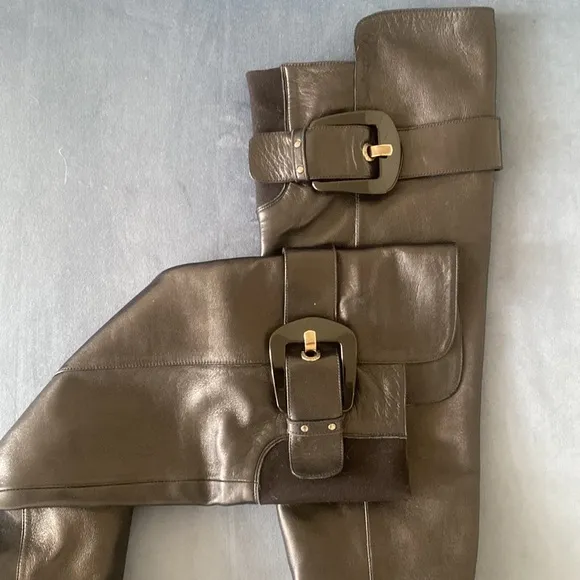 Stuart Weitzman Black Leather Over the knee boot