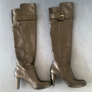 Stuart Weitzman Black Leather Over the knee boot