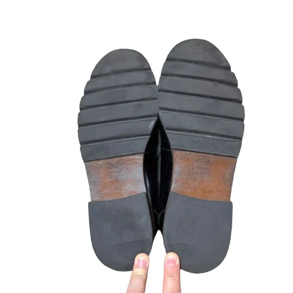 STUART WEITZMAN Black MANILA Tassel Penny 1.5&quot; Heel Loafers Size 9 W