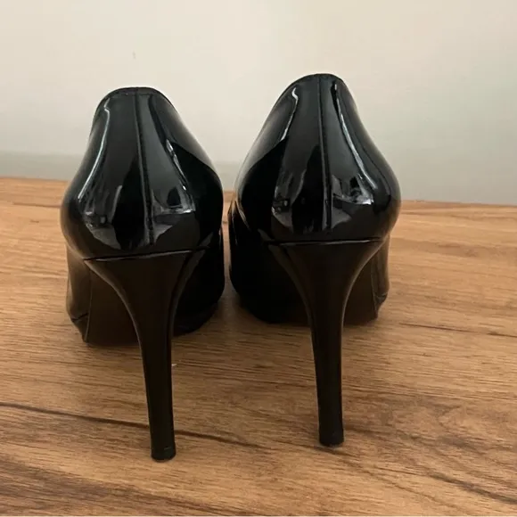 STUART WEITZMAN Black Patent Leather Stiletto Heels Pumps Womens 8.5 EUC