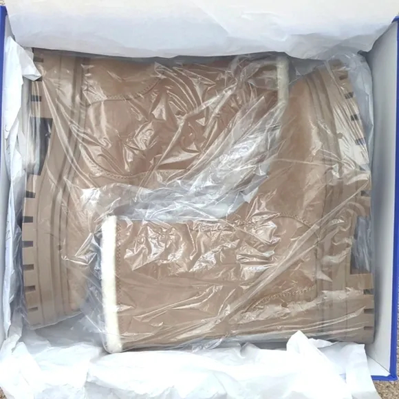 Stuart Weitzman Boots Bedford Suede  &amp; Dust Bag
